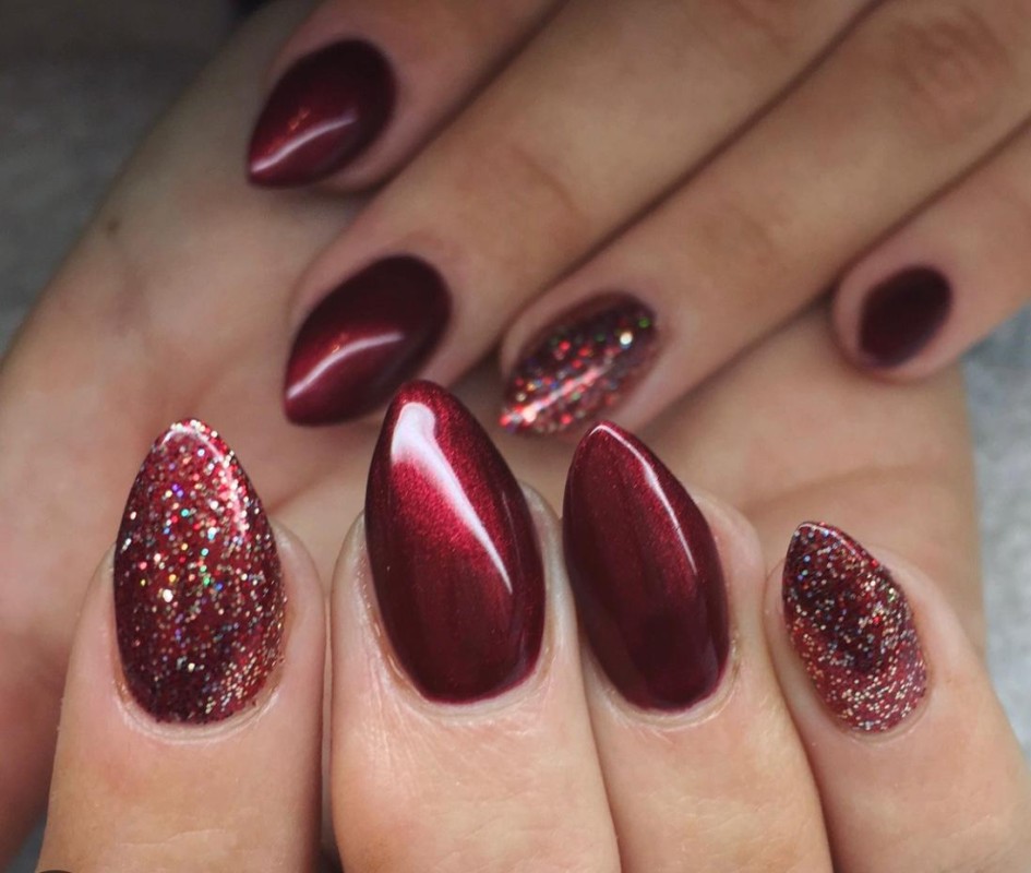 adiva red nails.jpg